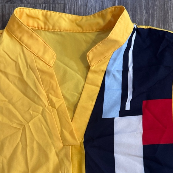 Colorful Geometric Short Sleeve Shirt - Picture 2 of 3